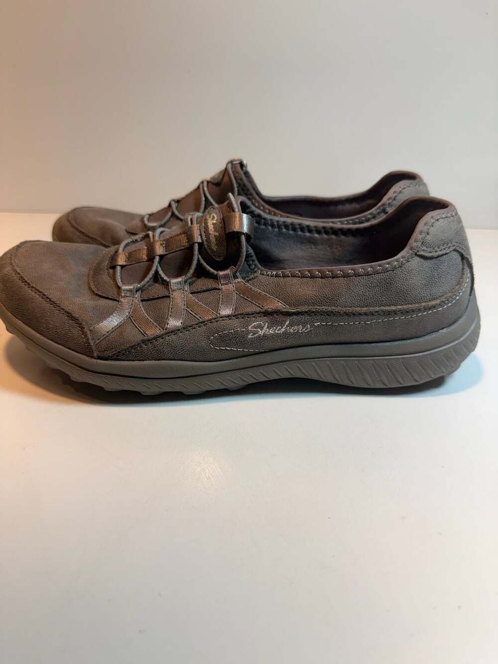 Skechers Classic Fit Air-Cooled Memory Foam Bungee Slip-On Sneakers Dark Taupe